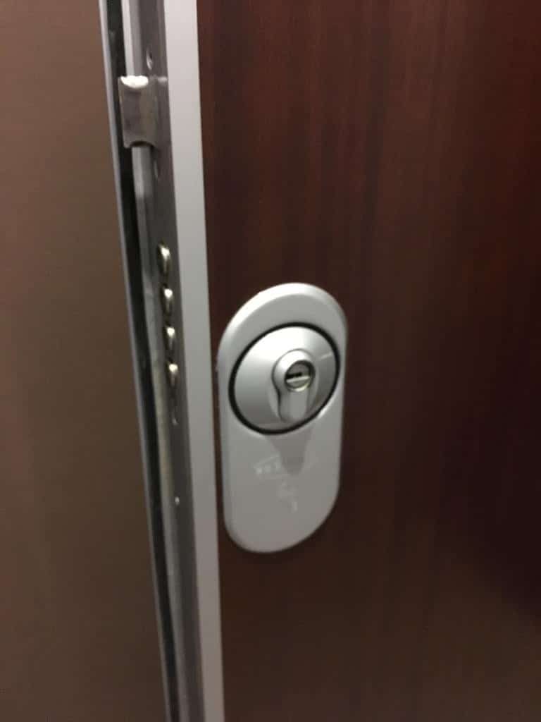 Apertura de puertas Alcarràs