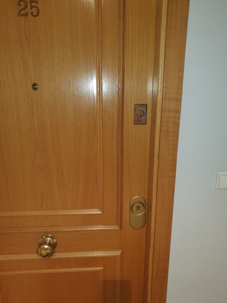 Apertura de puertas Torrefarrera