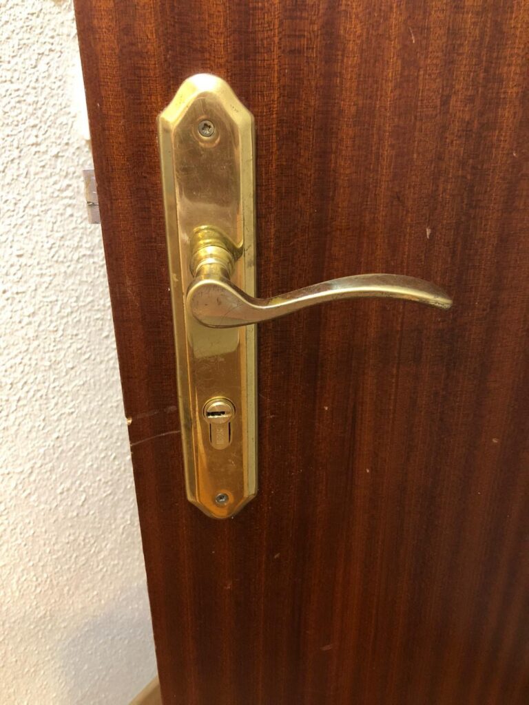 Apertura de puertas Torres de Segre